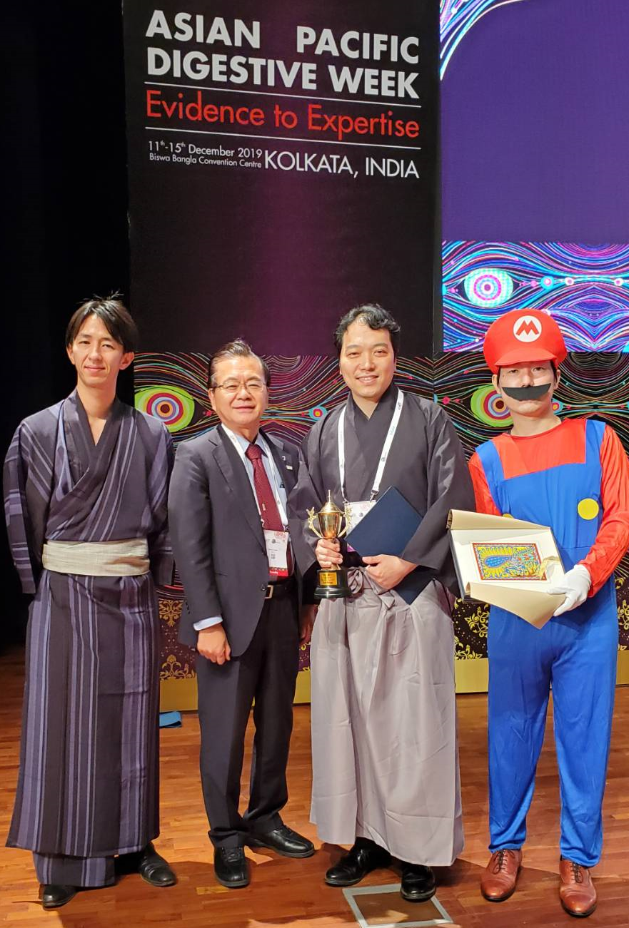 一般社団法人          日本消化器内視鏡学会          Japan Gastroenterological Endoscopy Society                        岩崎栄典先生がAPDW2019で開催された「Asian Pacific Endoscopy Cup」において優勝